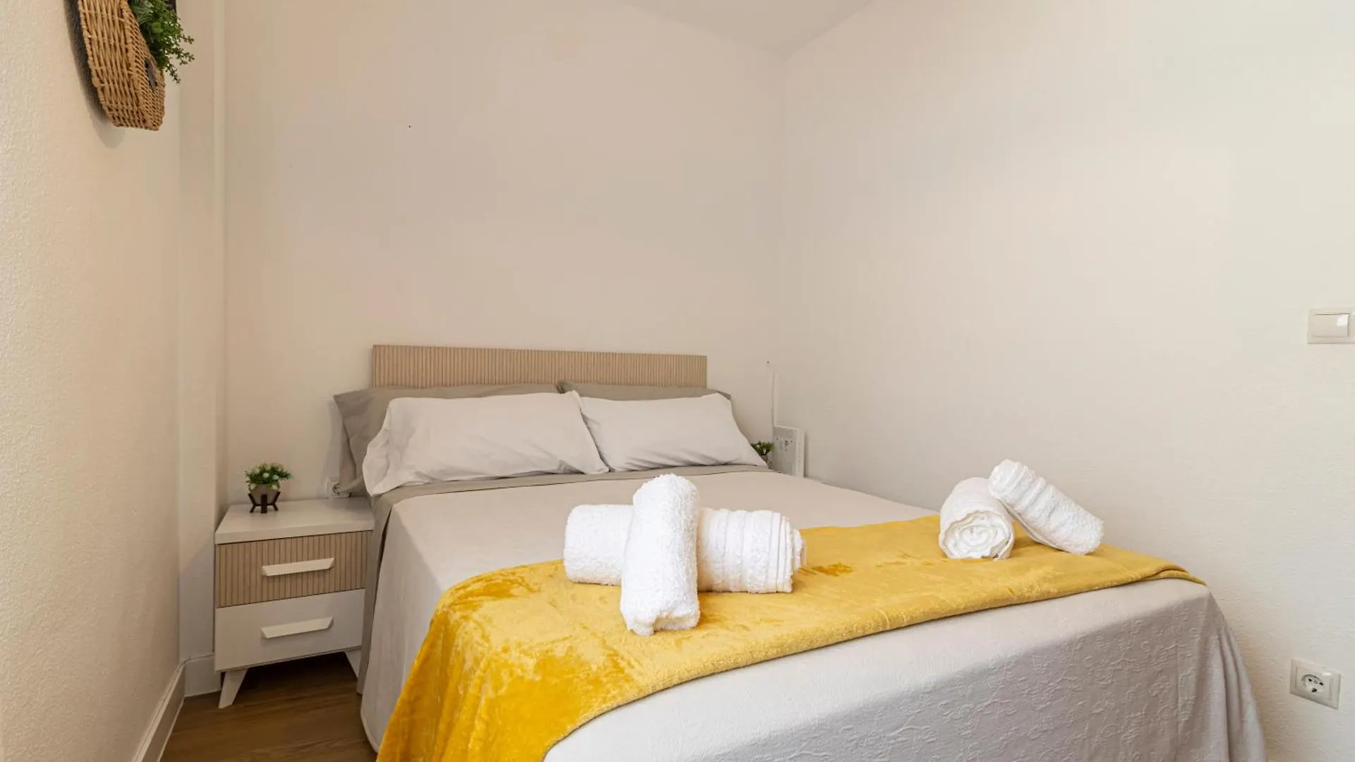 G&H Apartments - Cr Apartment Jerez ヘレス